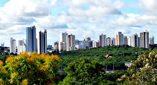 库亚巴(葡萄牙语:cuiabá)是位於巴西中西部的一座城市,马托格罗索